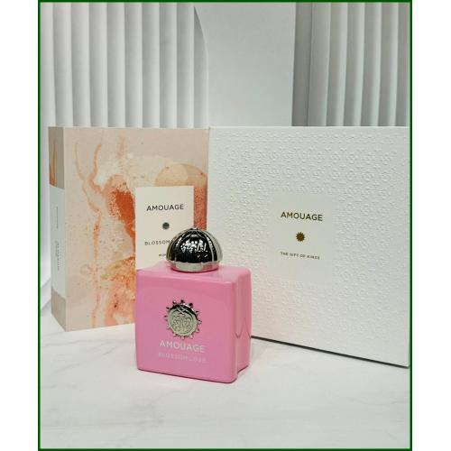 Amouage Blossom Love EDP 100 ml Bayan EXCLUSİVE AMBALAJLI İTHAL Parfüm Amouage Blossom Love EDP 100 ml Bayan EXCLUSİVE AMBALAJLI İTHAL Parfüm