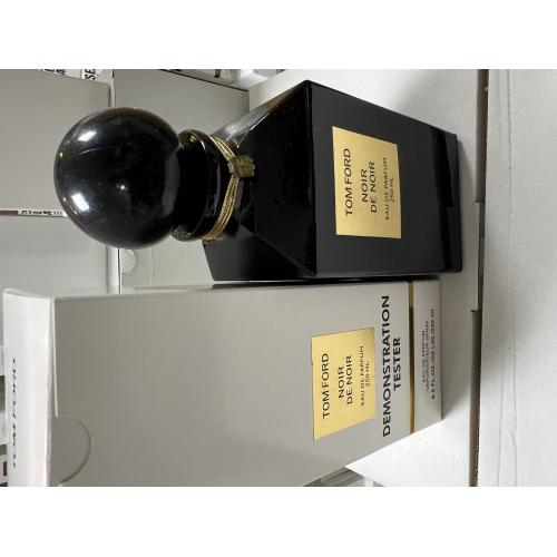 Tom Ford Noir de Noir Edp Unisex Tester Ünisex Parfüm 250 Ml Tom Ford Noir de Noir Edp Unisex Tester Ünisex Parfüm 250 Ml