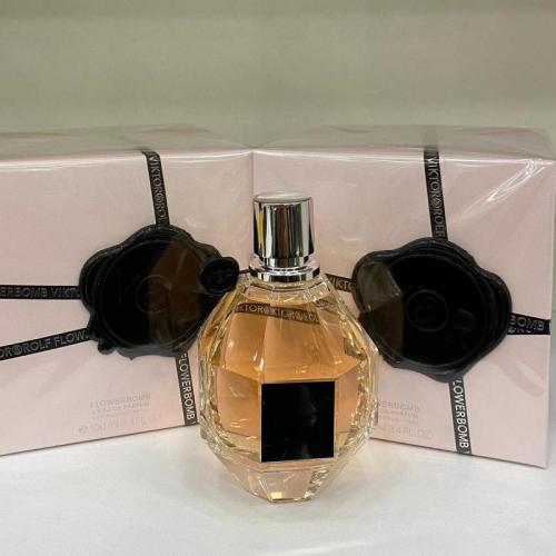 Viktor Rolf Flowerbomb EDP Bayan Parfüm 100 ml ORJİNAL AMBALAJLI Viktor Rolf Flowerbomb EDP Bayan Parfüm 100 ml ORJİNAL AMBALAJLI