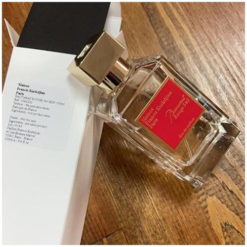 Maison Francis Kurkdjian Baccarat Rouge 540 EDP şeffaf 100 ML Unisex Parfum Maison Francis Kurkdjian Baccarat Rouge 540 EDP şeffaf 100 ML Unisex Parfum