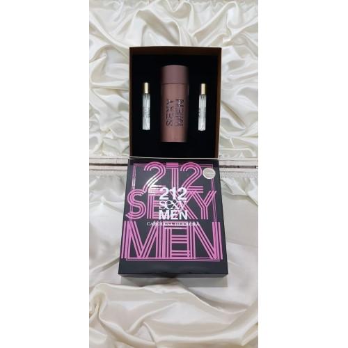 Carolina Herrera 212 Sexy Men SET 100 ml erkek parfüm & 2 x 8 ml Decant çanta boy parfüm Carolina Herrera 212 Sexy Men SET 100 ml erkek parfüm & 2 x 8 ml Decant çanta boy parfüm